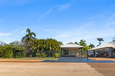 House For Sale - WA - Cable Beach - 6726 - Spacious Family Home in Exclusive Sunset Rise  (Image 2)