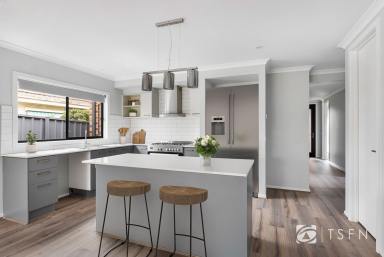 House For Sale - VIC - Flora Hill - 3550 - Modern Living in a Sought-After Location  (Image 2)