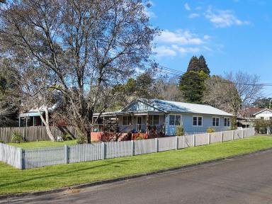 House For Sale - NSW - Bundanoon - 2578 - Huge Reduction - This property must sell!  (Image 2)