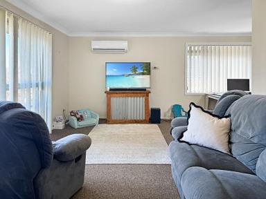 House For Sale - NSW - Young - 2594 - Positioned In One of the Most Well-Regarded Streets Young Has to Offer  (Image 2)