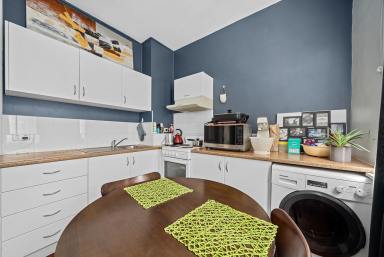 House For Lease - TAS - Hobart - 7000 - Convenient Living  (Image 2)