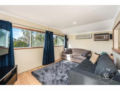 House For Lease - SA - Bowhill - 5238 - Fully furnished rental just a short stroll to the river  (Image 2)