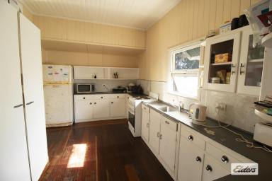 House For Sale - QLD - Forest Hill - 4342 - Character Cottage  (Image 2)