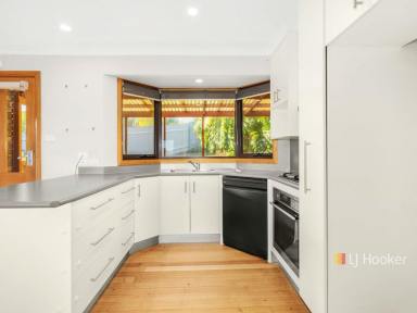 House For Sale - TAS - East Devonport - 7310 - Go Home to Bel-Air  (Image 2)
