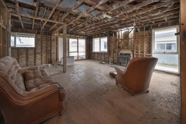 House For Sale - VIC - Swan Hill - 3585 - Gutted and ready for renovation (Image 2)