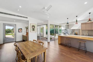 House For Sale - WA - Padbury - 6025 - Where Cool Meets Comfort!  (Image 2)