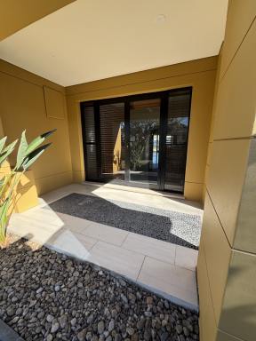 House For Lease - NSW - Mascot - 2020 - Exceptional Freestanding Double Brick House  (Image 2)