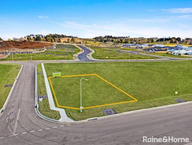 Residential Block For Sale - NSW - Moss Vale - 2577 - 602m2 Corner Block- Build Your Dream Home!  (Image 2)