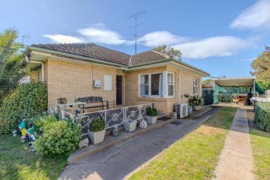 House For Sale - VIC - Sea Lake - 3533 - Set sail for Sea Lake! (Image 2)