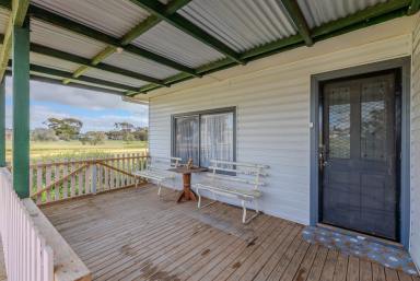 House For Sale - VIC - Speed - 3488 - The last finishing touches needed!  (Image 2)