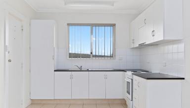 Unit For Lease - TAS - South Launceston - 7249 - 2 Bedroom Unit with Stunning Views (Image 2)