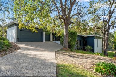 House For Sale - QLD - Wights Mountain - 4520 - PERFECT BLEND OF CONTEMPORARY DESIGN & RURAL SERENITY ON 5 ACRES  (Image 2)