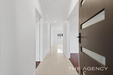 House For Sale - WA - Maddington - 6109 - Modern Family Home in Prime Locale! (Image 2)