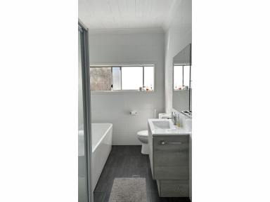 House For Lease - NSW - Nabiac - 2312 - Renovated Three Bedroom House in Nabiac  (Image 2)