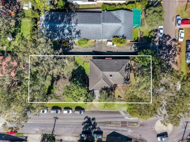 House Auction - NSW - Goonellabah - 2480 - Original & Ready For a New Chapter  (Image 2)