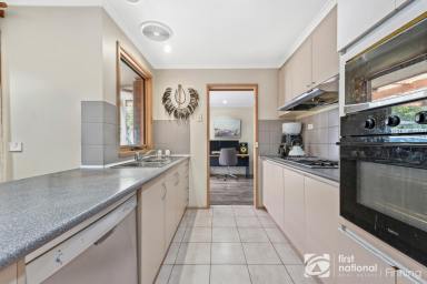 House For Lease - VIC - Cranbourne North - 3977 - Prime Location  (Image 2)