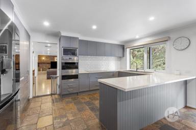 Acreage/Semi-rural For Sale - VIC - Pearcedale - 3912 - An Exceptional Acreage Opportunity with Boarding Facilities  (Image 2)