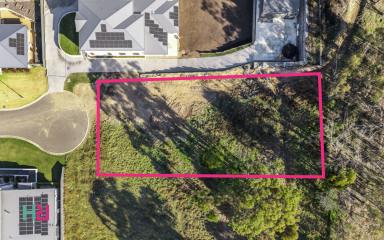 Residential Block For Sale - NSW - Lithgow - 2790 - Expansive 1,846sqm Block Offering Services, Views and Exceptional Lifestyle Appeal (Image 2)