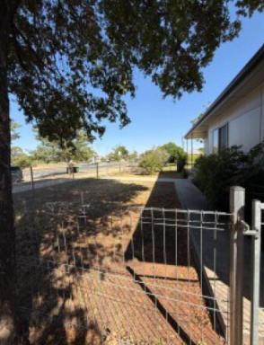 House For Sale - NSW - Leeton - 2705 - Location says it all, close to amenities! (Image 2)