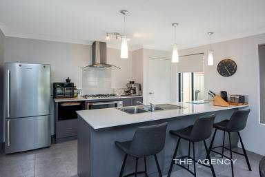 House For Sale - WA - Vasse - 6280 - Modern Comfort with Effortless Indoor-Outdoor Living  (Image 2)
