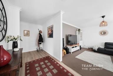 House For Sale - WA - Banksia Grove - 6031 - The Perfect Family Package – Space, Comfort & Convenience  (Image 2)