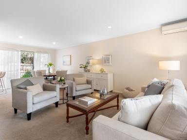 Unit For Sale - VIC - Blackburn South - 3130 - Spacious Two-Bedroom Home with Study and Large Backyard  (Image 2)