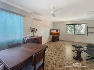 House For Sale - QLD - Mareeba - 4880 - Investment Opportunity or Perfect First Home  (Image 2)
