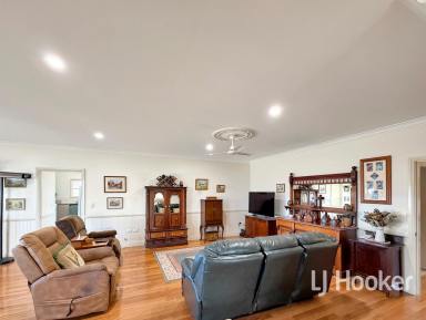 Acreage/Semi-rural For Sale - NSW - Inverell - 2360 - Quality Country Living on Approx. 1ha (Image 2)