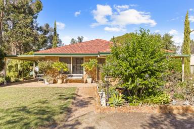 House For Sale - WA - Mount Helena - 6082 - Perth Hills Lifestyle Awaits!!!  (Image 2)