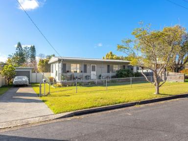 House For Sale - NSW - Old Bar - 2430 - POSITION, PRICE AND POTENTIAL  (Image 2)
