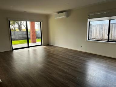 House For Lease - VIC - Eagle Point - 3878 - 15 HOUGHTON CRESCENT, EAGLE POINT  (Image 2)