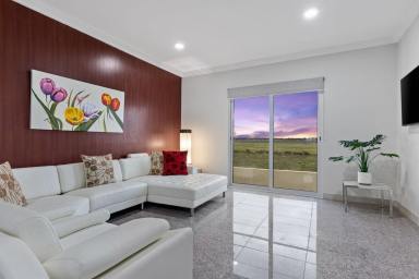 Acreage/Semi-rural For Lease - VIC - Bulla - 3428 - SHORT OR LONG STAYS - LARGE FULLY FURNISHED 5-Bedroom Residence near Melbourne Airport  (Image 2)
