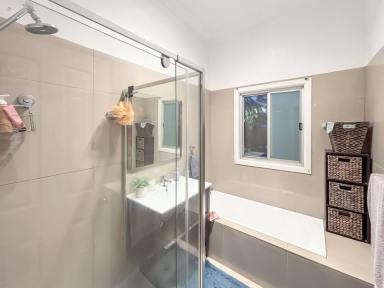 House For Sale - VIC - Mildura - 3500 - Centrally Located - Beautifully Presented!  (Image 2)