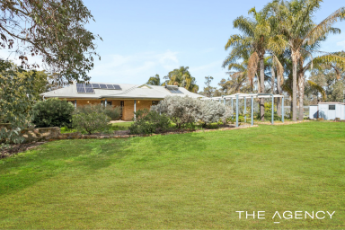 House For Sale - WA - Bakers Hill - 6562 - "Country Charmer"  (Image 2)