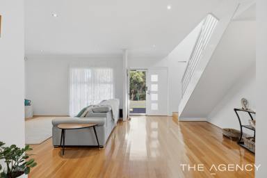 House For Sale - WA - Dudley Park - 6210 - A Masterpiece of Design and Elegance! (Image 2)