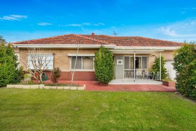 House For Sale - WA - Balcatta - 6021 - FULLY RENOVATED HOME WITH POTENTIAL TO RETAIN AND SUBDIVIDE (Image 2)
