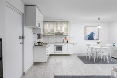 Apartment For Sale - WA - Maylands - 6051 - Stylish, Renovated Living in Exceptionally Convenient Location  (Image 2)