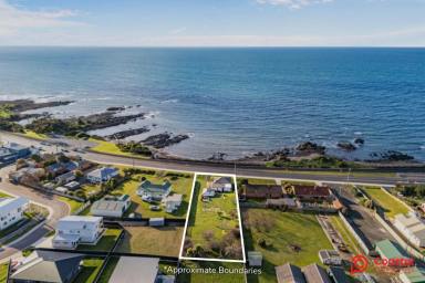 House Auction - TAS - Sulphur Creek - 7316 - COASTAL LIVING AND POTENTIAL DEVELOPMENT SITE  (Image 2)