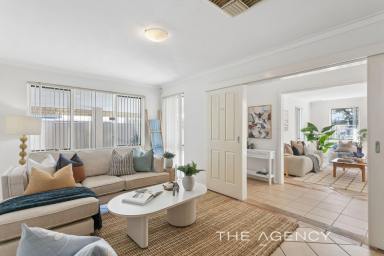 House For Sale - WA - Hillarys - 6025 - A Surprise Around Every Corner!  (Image 2)
