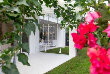 House For Lease - NSW - Bogangar - 2488 - Peace of Paradise in Prime Cabarita Beach.  (Image 2)