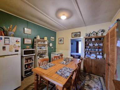 House For Sale - NSW - Mount Horeb - 2729 - Quiet & Cosy !  (Image 2)