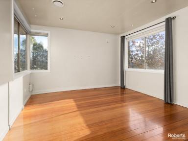 House For Lease - TAS - Ravenswood - 7250 - 3 BEDROOM HOME IN RAVENSWOOD (Image 2)