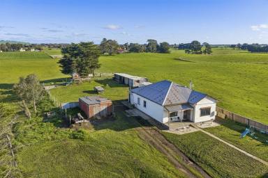 Lifestyle For Sale - VIC - Coragulac - 3249 - WHERE LIFESTYLE MEETS OPPORTUNITY  (Image 2)