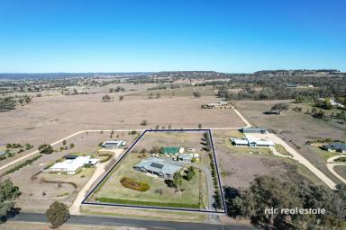 Acreage/Semi-rural For Sale - NSW - Inverell - 2360 - "TILBUSTER PARK" - FAMILY RETREAT  (Image 2)