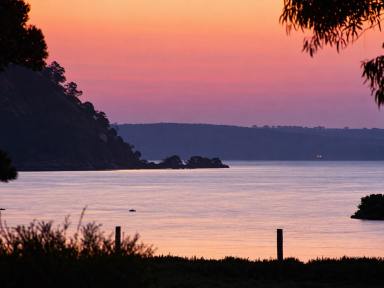 Lifestyle For Sale - VIC - Corinella - 3984 - PARADISE COVE  (Image 2)
