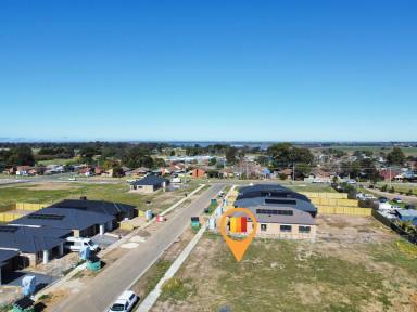 Residential Block For Sale - VIC - East Bairnsdale - 3875 - TITLED BLOCK IN SOUGHT-AFTER ROSE COURT  (Image 2)