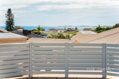 House For Sale - WA - Wandina - 6530 - Summer Memories Are Made Here  (Image 2)