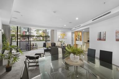 Apartment For Sale - QLD - Broadbeach - 4218 - NEW TO MARKET Luxury Residence + Private Studio | Live, Work & Invest Broadbeach  (Image 2)