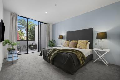 Apartment For Sale - QLD - Broadbeach - 4218 - NEW TO MARKET Luxury Residence + Private Studio | Live, Work & Invest Broadbeach (Image 2)