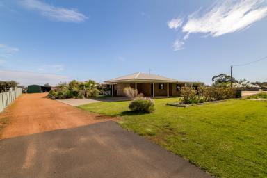 House For Sale - WA - Dardanup - 6236 - Comfort, Convenience & Country Charm in the Heart of Dardanup  (Image 2)